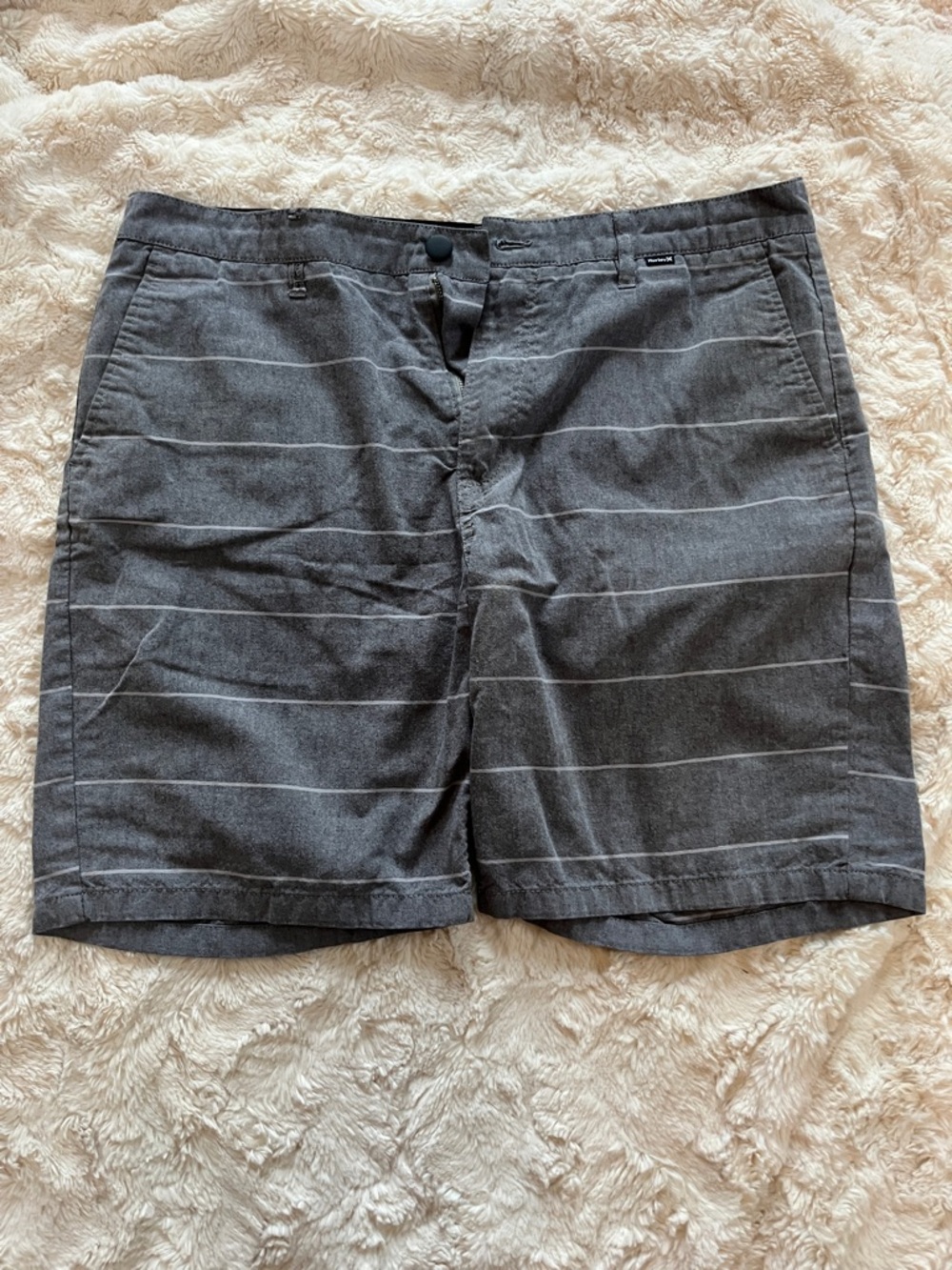 Hurley Men’s Gray Striped Flat Front Shorts